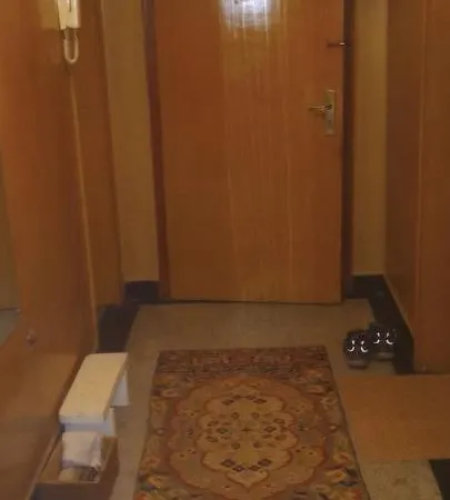 Chayka Sea Garden- Entire Flat Or Spacious Private Or 3-bed Dorm- Big Balcony Apartmán Varna